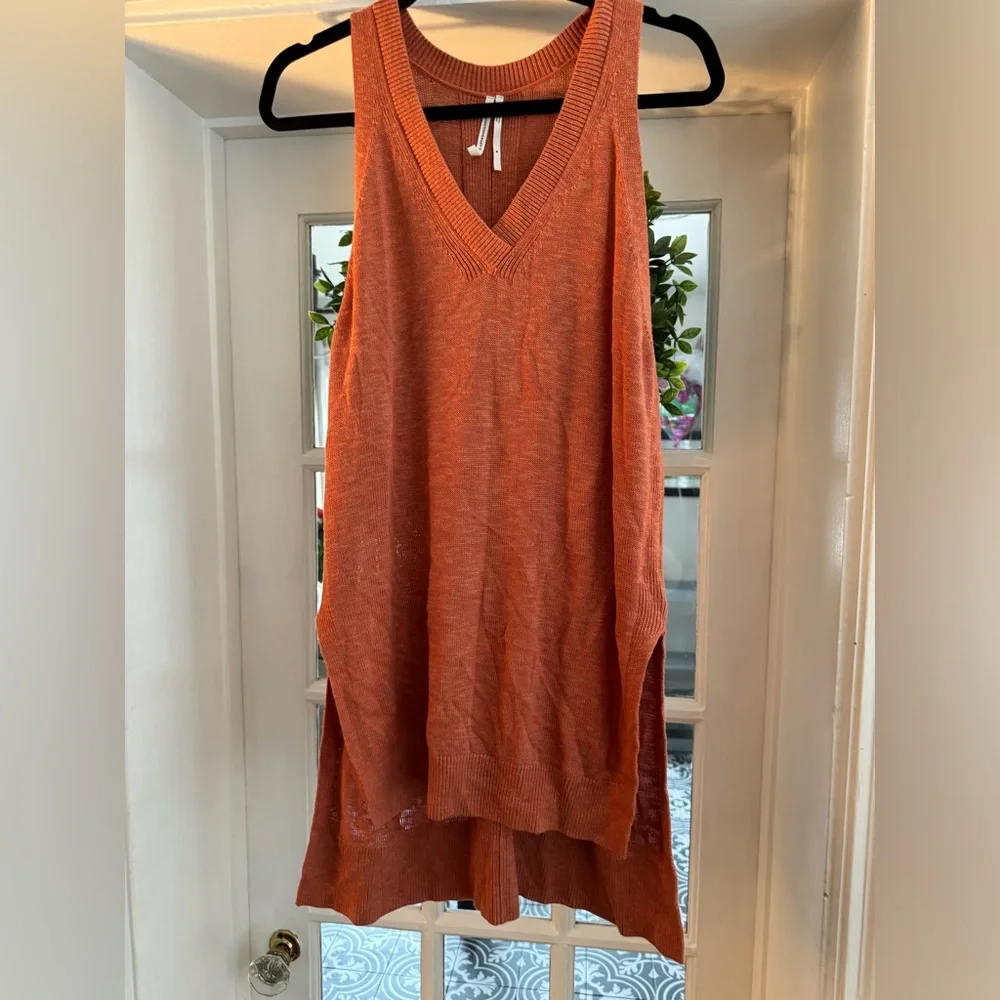 Anthropologie sleeveless sweater - Picture 2 of 2
